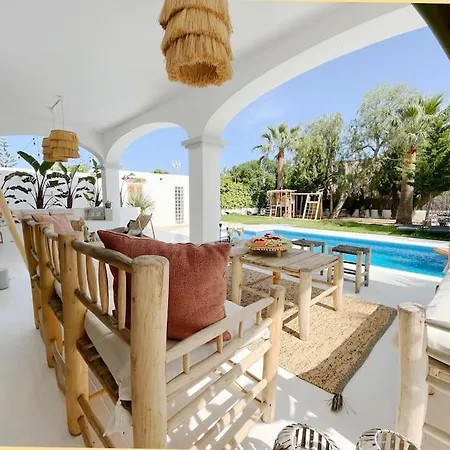 Celebrate Life'S Precious Moments At Can Saca! Sant Jordi de ses Salines Esterno foto